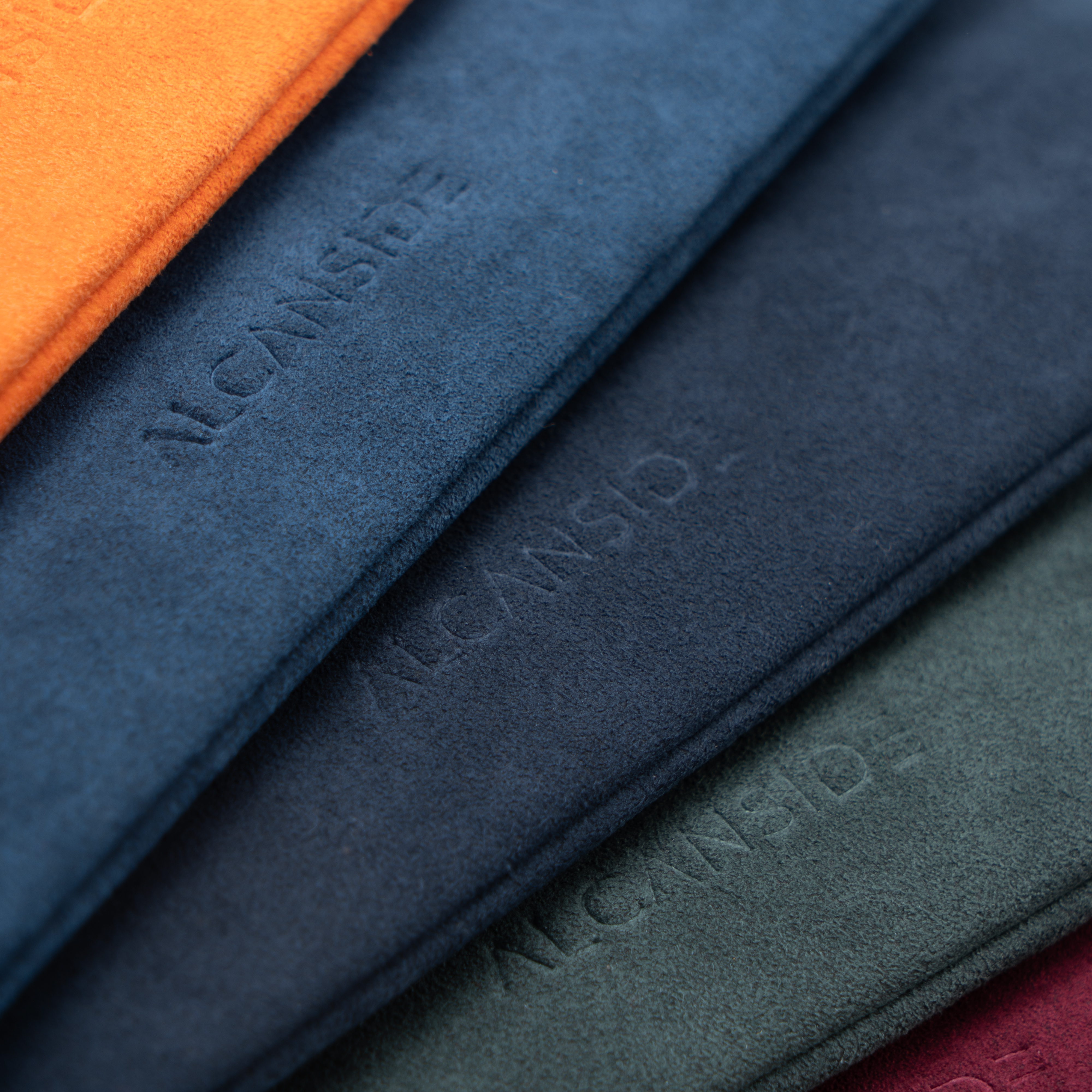 Alcantara Pouch - Nardo Gray