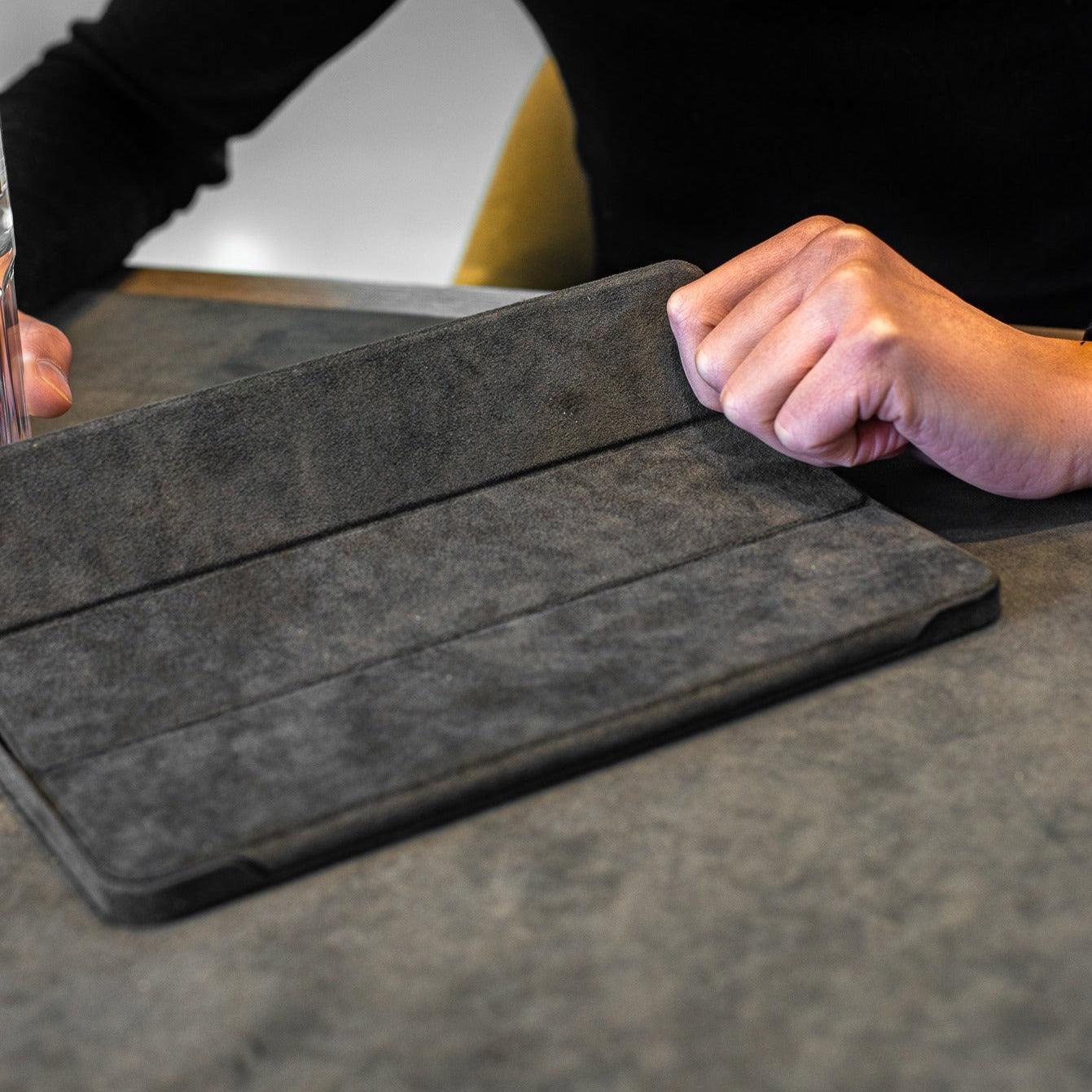 Alcantara iPad Cover - For iPad Pro (11 inch) - Space Grey - Alcanside