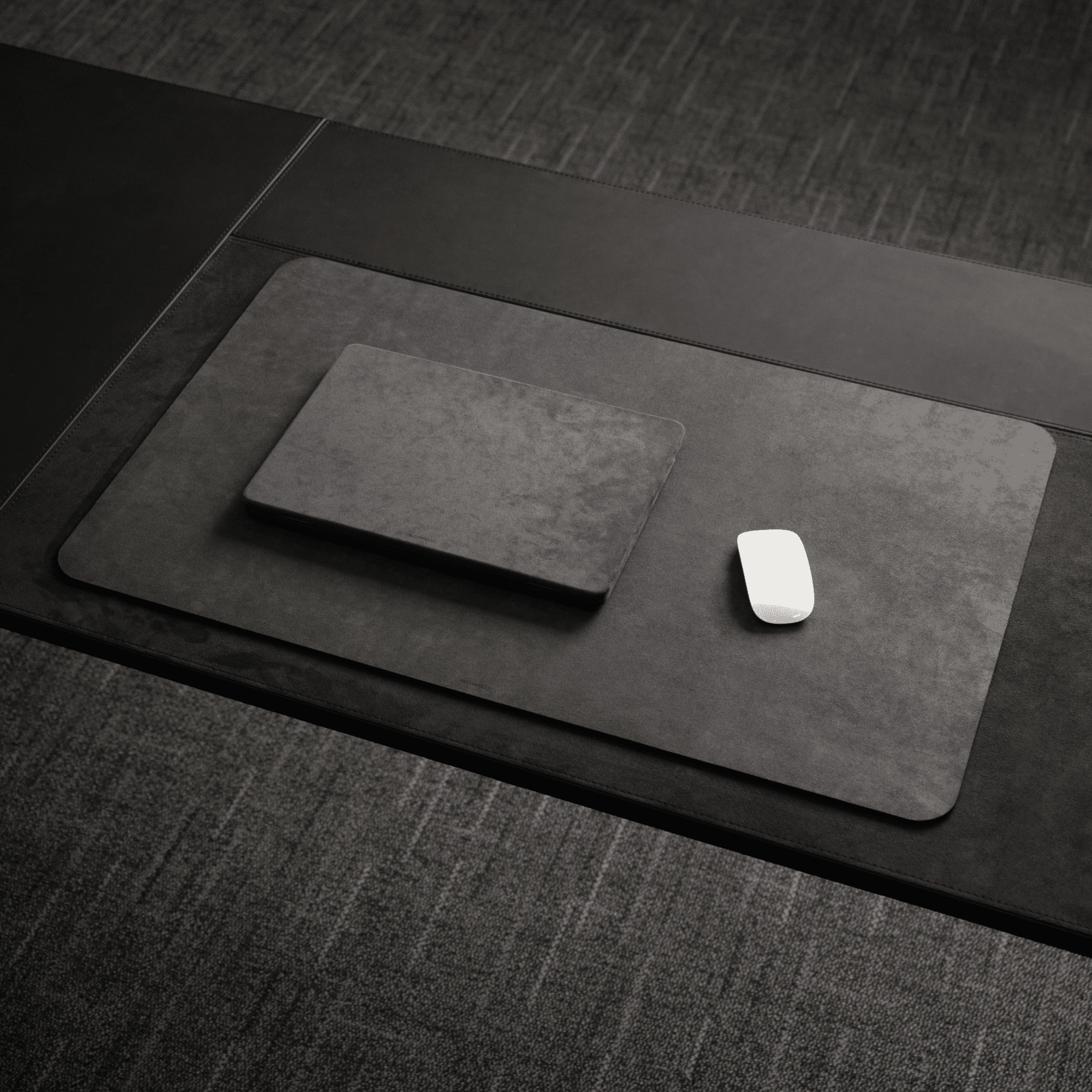 Alcantara Mousepad 80x50cm - Space Grey - Alcanside