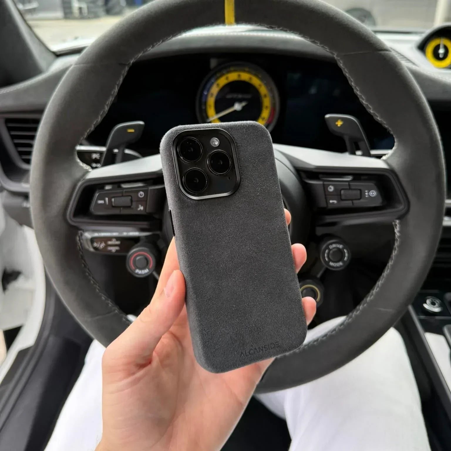 iPhone 16 Pro - Alcantara Case - Space Grey