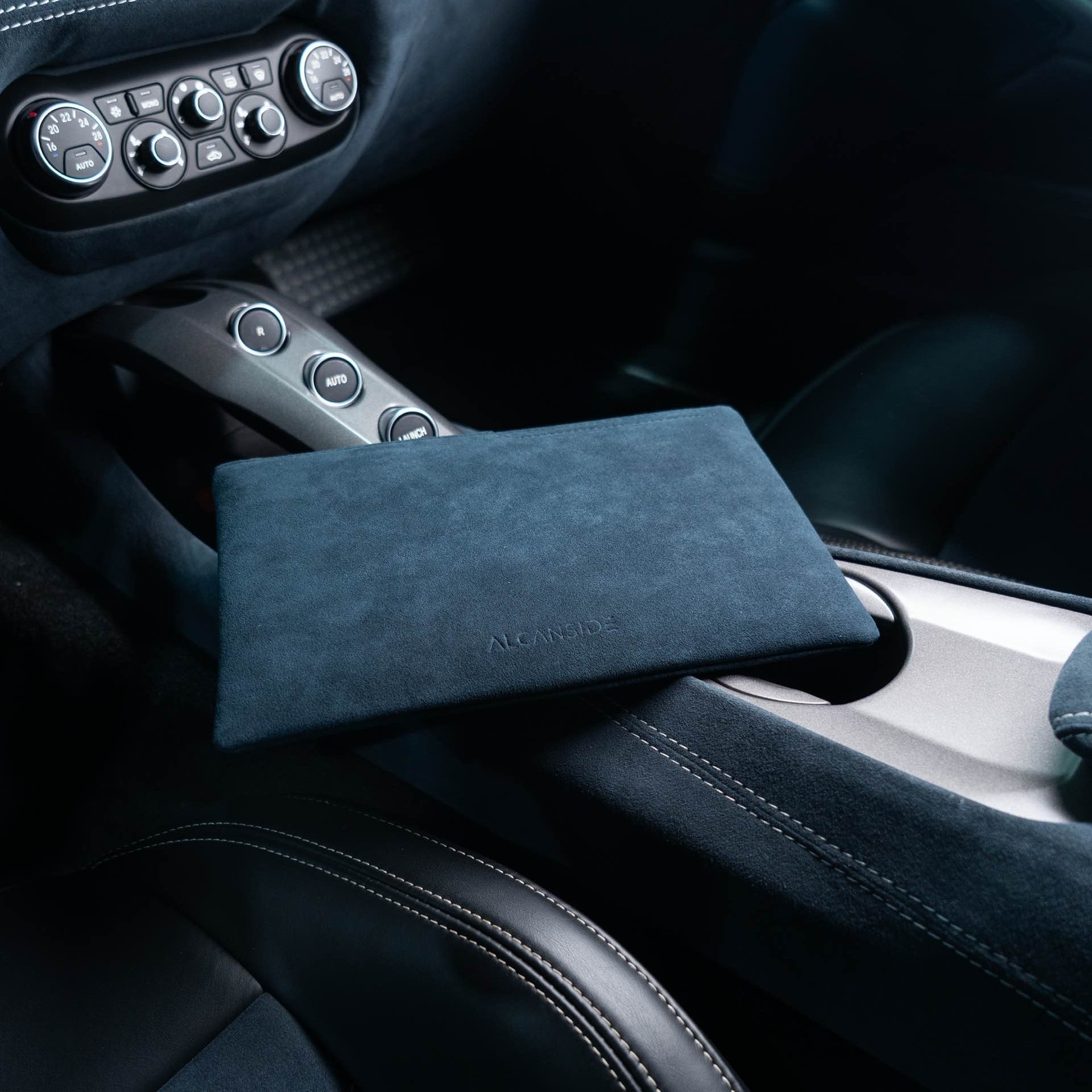 Alcantara Pouch - Navy Blue - Alcanside